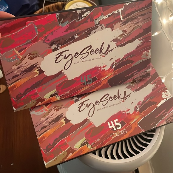 Eye seek makeup pallets separately $25 each or together for $45 - Picture 4 of 4